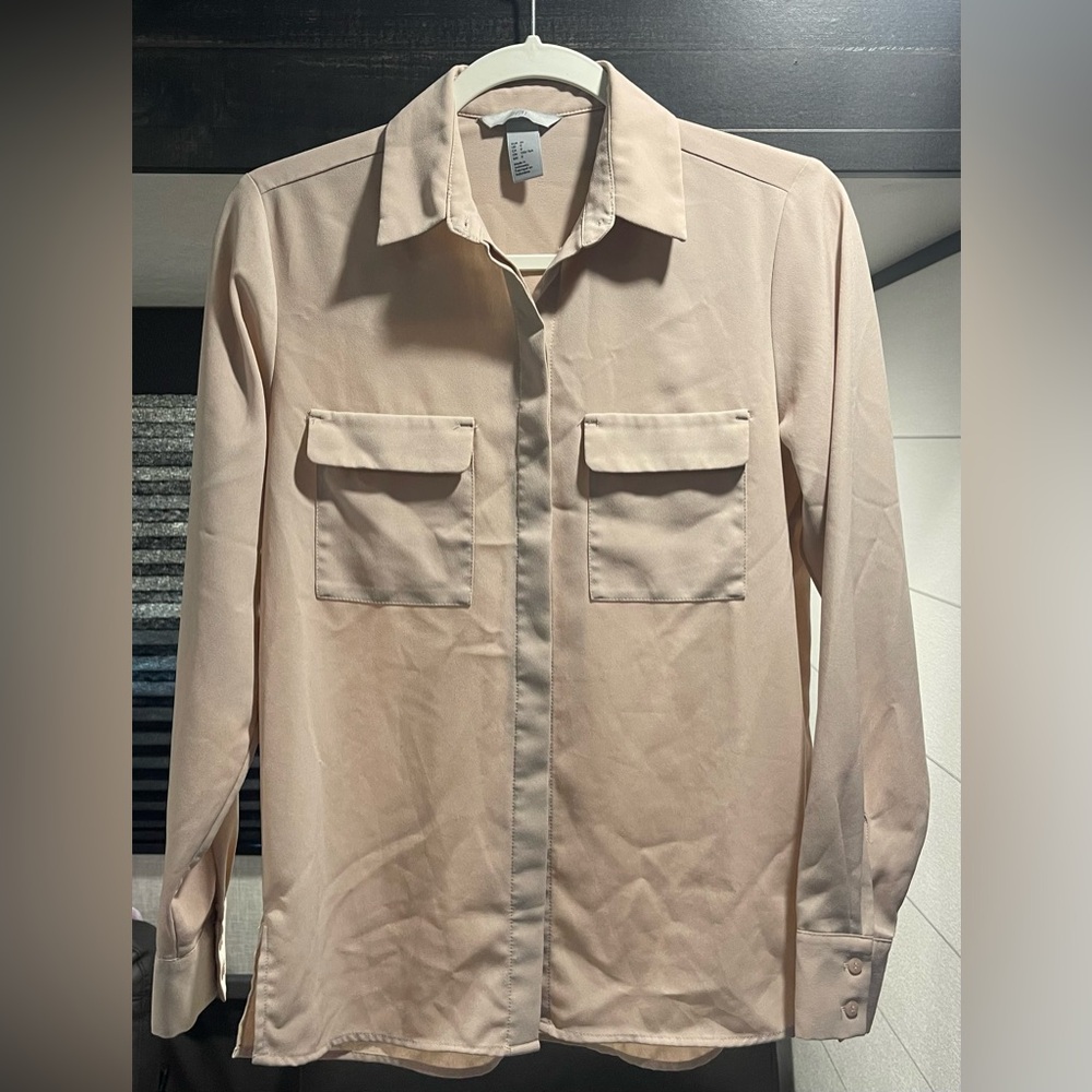 H&M button Up